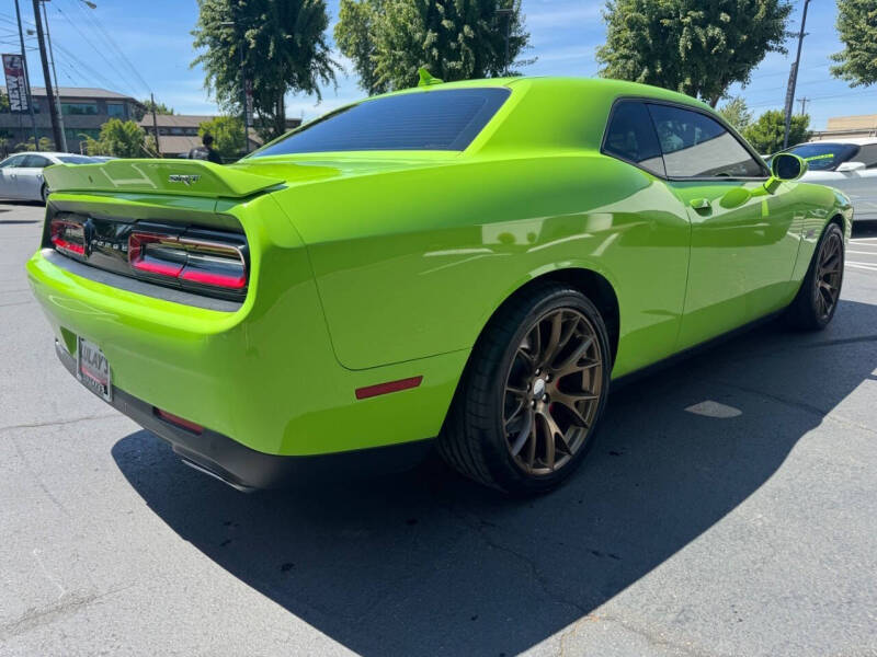 2015 Dodge Challenger SRT 392