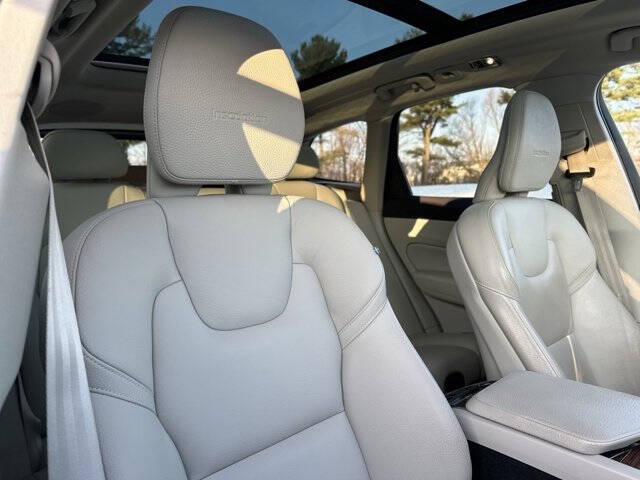 2019 Volvo XC60 T5 Inscription