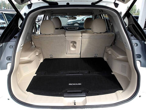 2016 Nissan Rogue SV