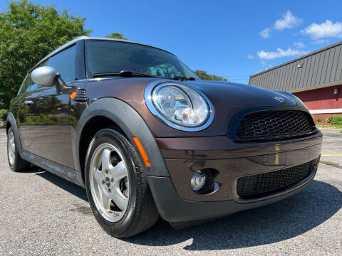 2009 MINI Cooper Clubman for sale at Auto Warehouse in Poughkeepsie NY