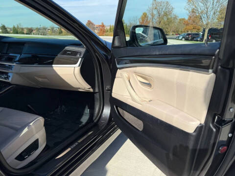 2012 BMW 5 Series 535i