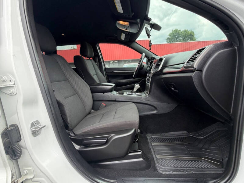 2019 Jeep Grand Cherokee Laredo E