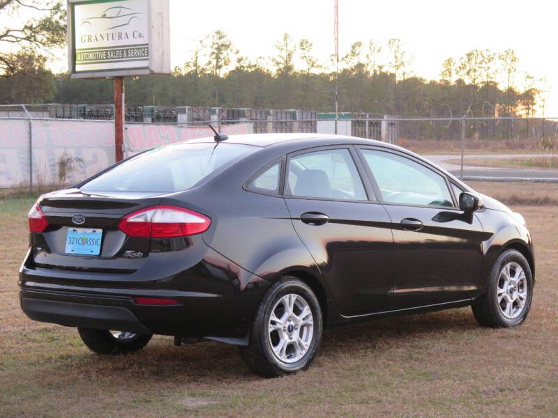 2014 Ford Fiesta SE