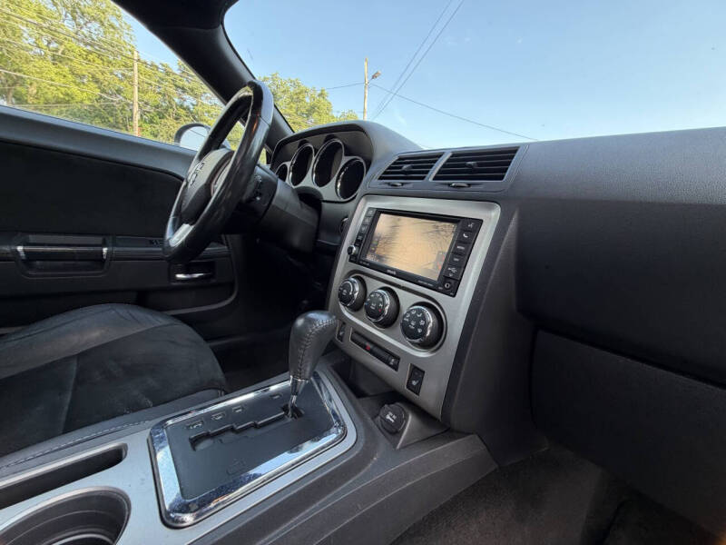 2011 Dodge Challenger SRT8 392