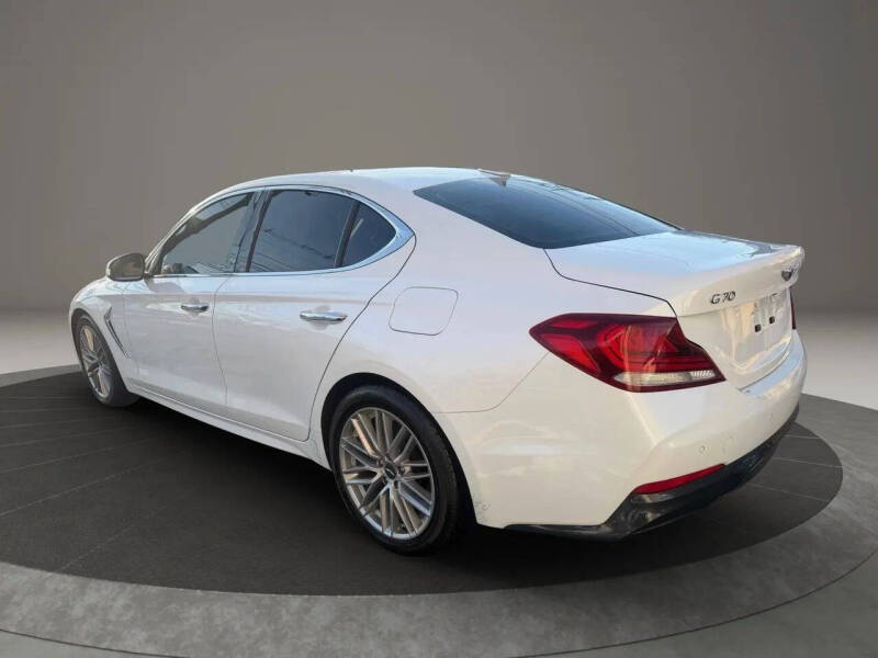 2020 Genesis G70