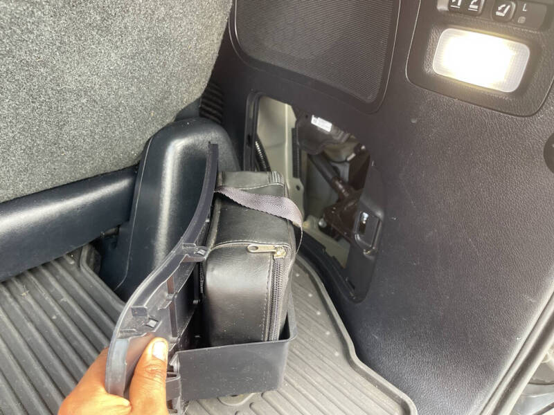 2018 Lexus LX 570 Three-Row