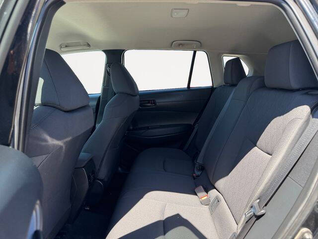 2023 Toyota Corolla Cross LE