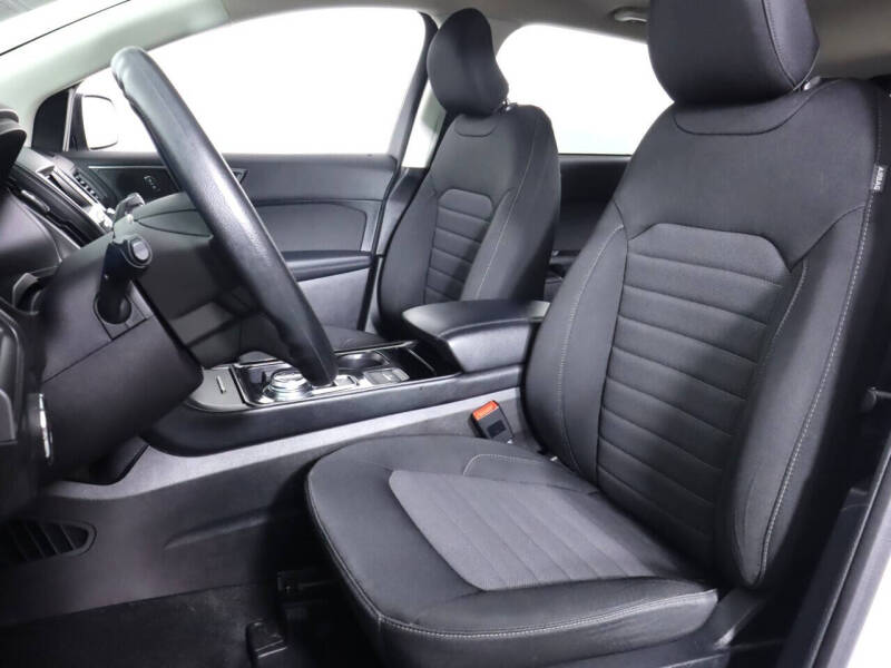 2019 Ford Edge SE