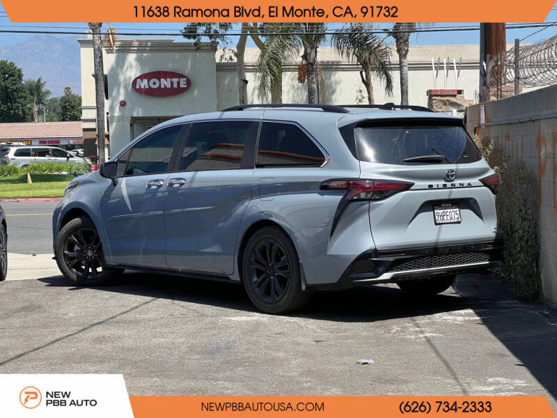 2023 Toyota Sienna XSE 7-Passenger