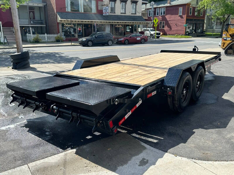 2024 Liberty Trailers LE14K   17+3