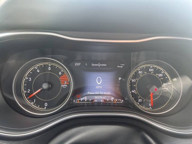 2023 Jeep Cherokee Altitude Lux