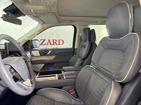 2022 Lincoln Navigator L Black Label