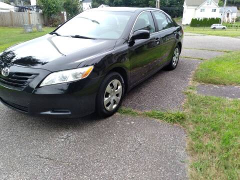 2009 Toyota Camry for sale at Cammisa's Garage Inc in Shelton CT