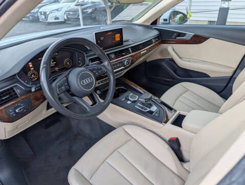 2017 Audi A4 2.0T quattro Premium Plus