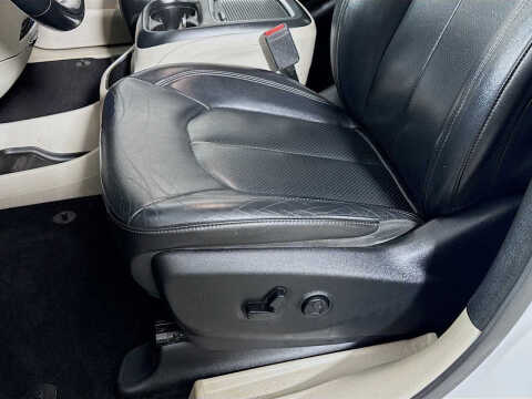 2018 Chrysler Pacifica Touring L Plus