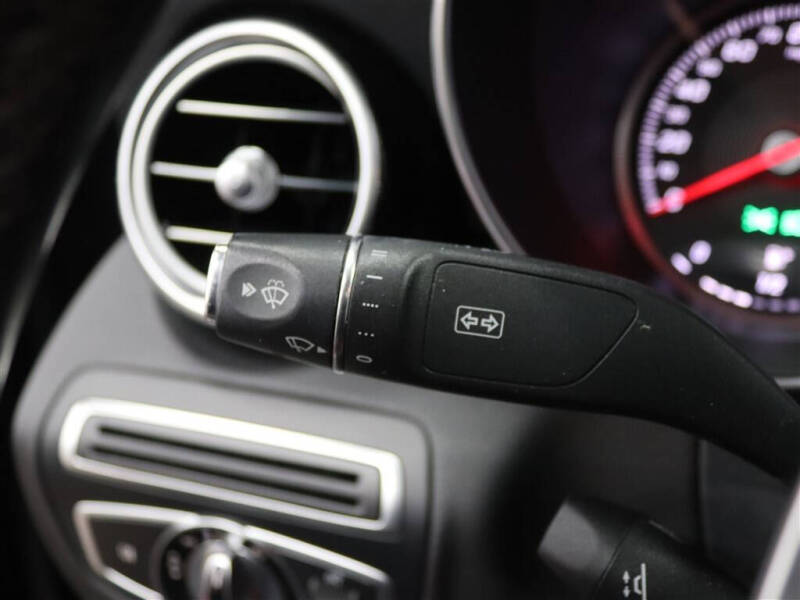 2016 Mercedes-Benz C-Class