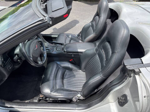 2004 Chevrolet Corvette