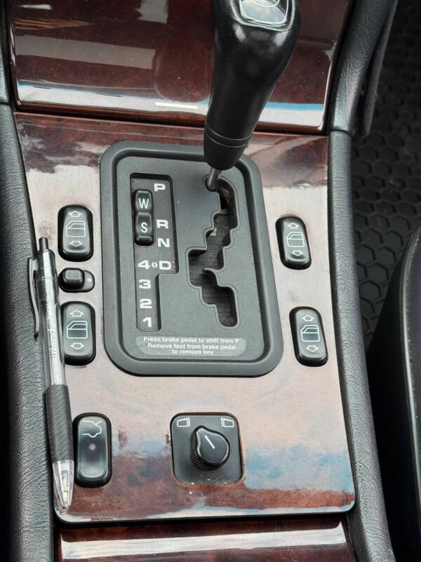 1997 Mercedes-Benz E-Class E 320