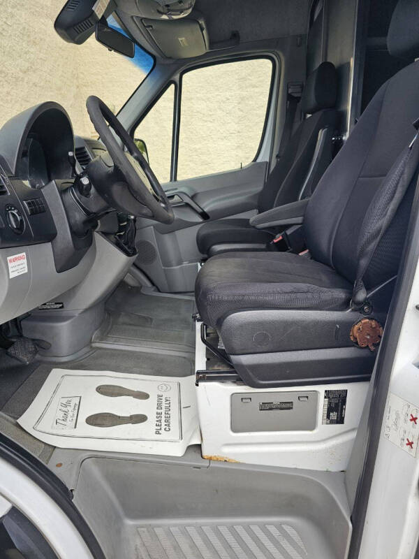 2016 Freightliner Sprinter 2500