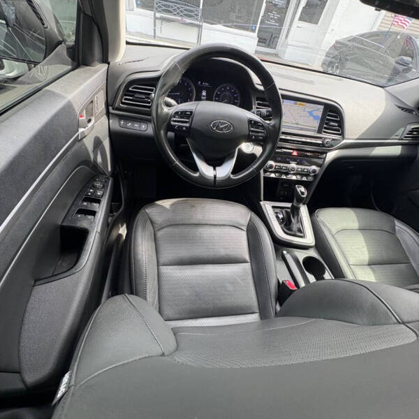 2020 Hyundai Elantra