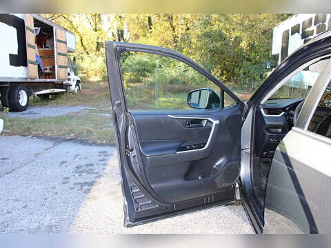 2019 Toyota RAV4 Hybrid LE