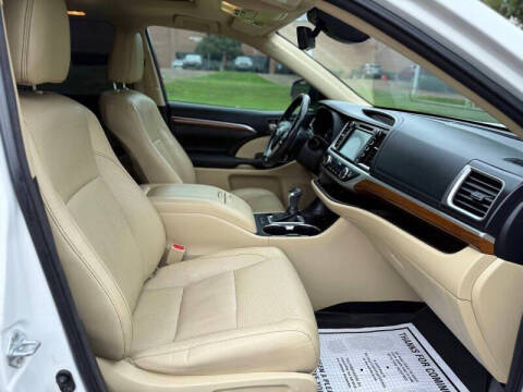 2017 Toyota Highlander Limited