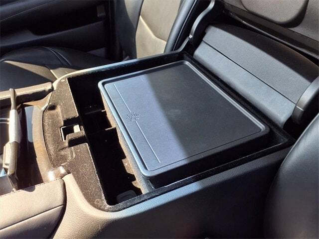 2020 Cadillac Escalade Platinum