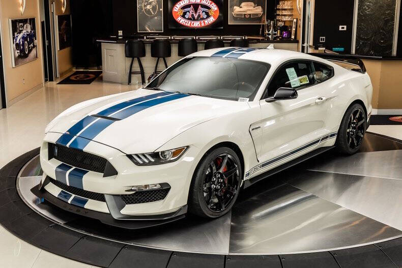 2020 Ford Mustang