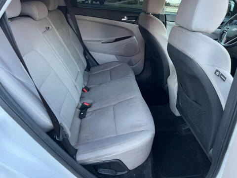 2020 Hyundai Tucson SE