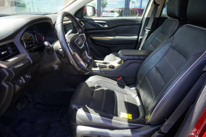 2019 GMC Acadia Denali