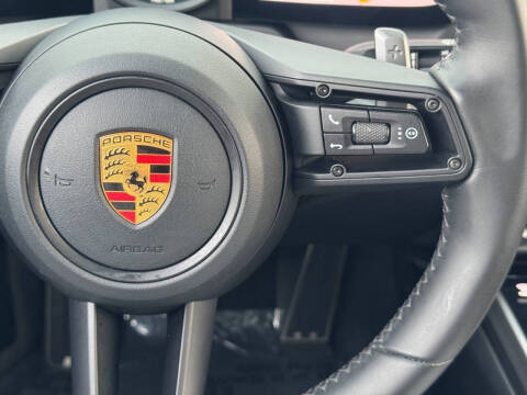 2021 Porsche 911 Carrera