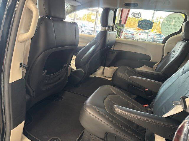 2019 Chrysler Pacifica Touring L