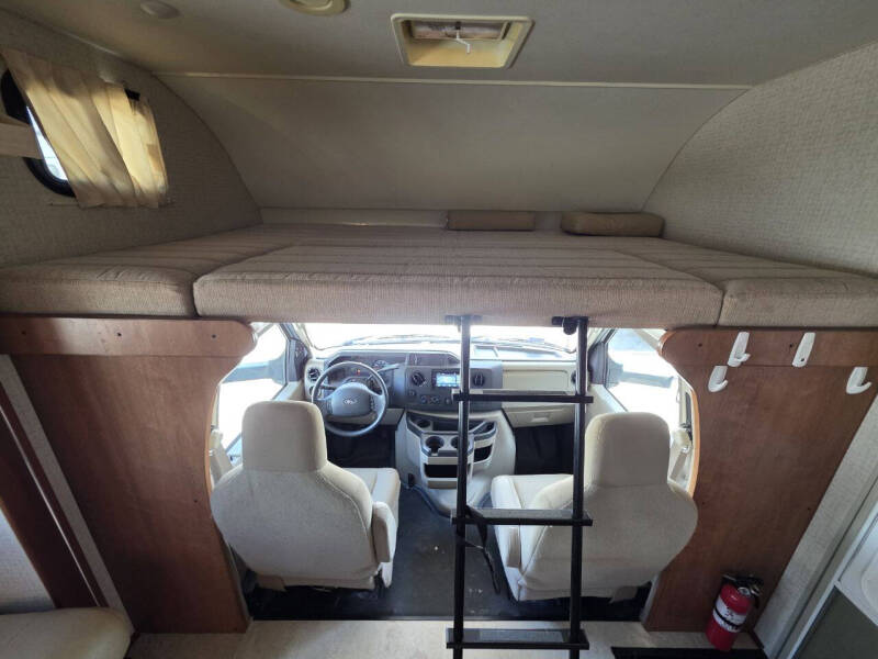 2017 Winnebago Minnie Winnie
