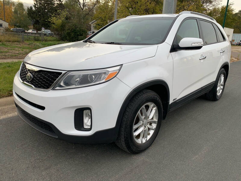 2015 Kia Sorento for sale at ONG Auto in Farmington MN