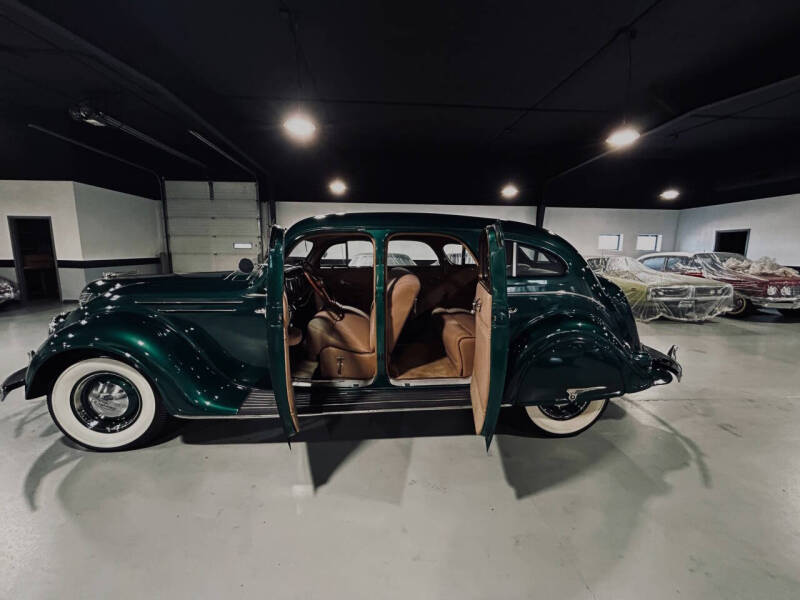 1937 Chrysler Airflow