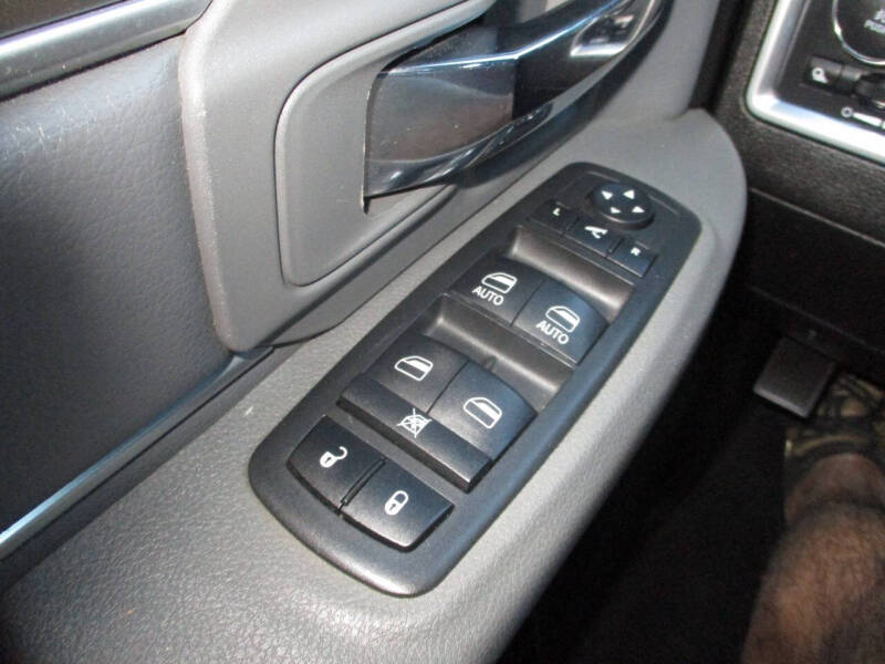 2019 RAM 1500 Classic SLT