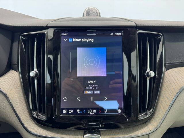 2022 Volvo XC60 Recharge T8 Inscription