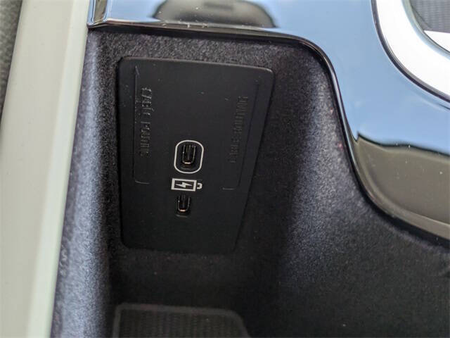 2023 Volvo XC90 B6 Plus Bright Theme 7P