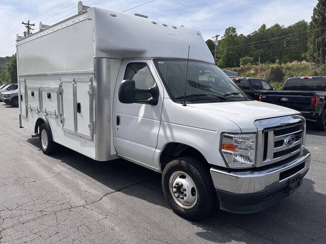 2024 Ford E-Series