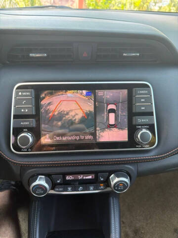 2019 Nissan Kicks SR