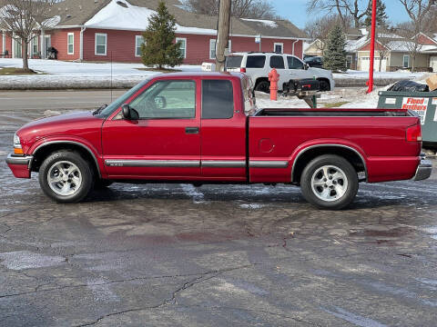 2002 Chevrolet S-10 LS