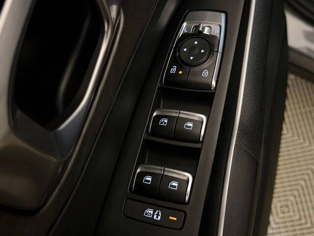 2025 Kia Sorento X-Line EX
