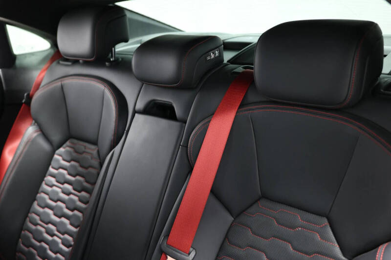 2022 Audi RS e-tron GT quattro