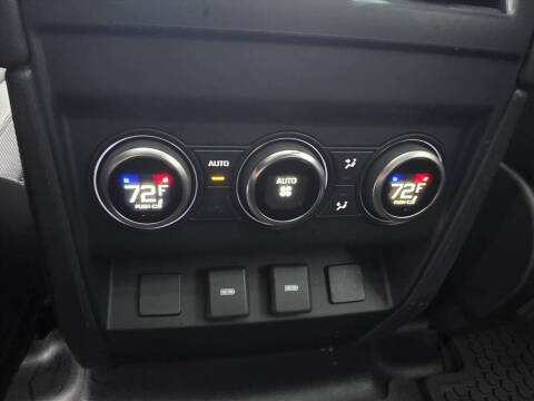 2023 Land Rover Defender 110 X-Dynamic SE