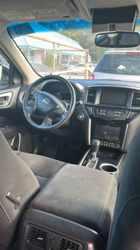 2016 Nissan Pathfinder