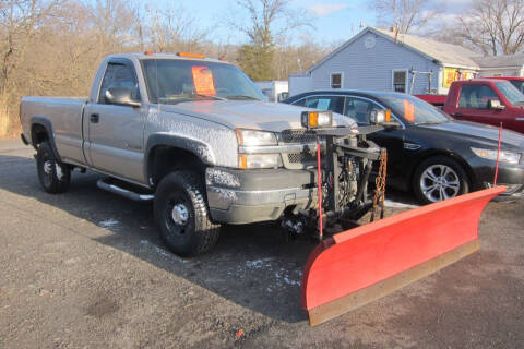 2004 Chevrolet Silverado 2500HD for sale at K & R Auto Sales,Inc in Quakertown PA