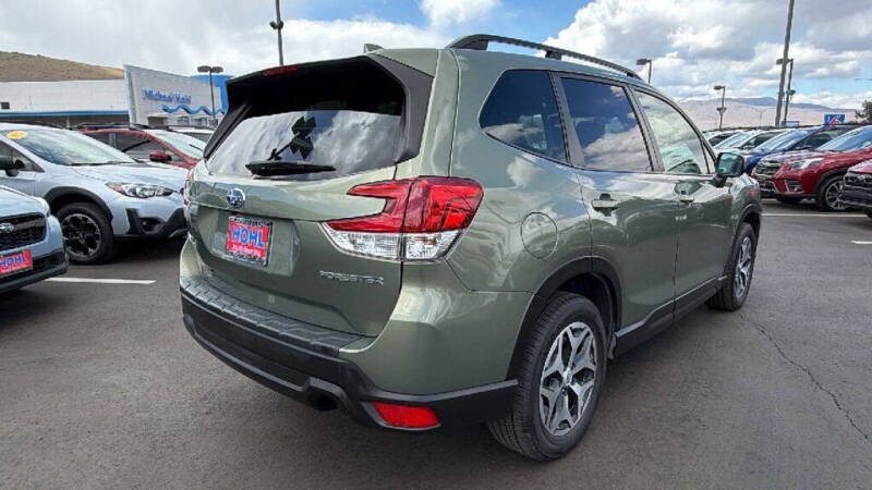 2021 Subaru Forester Premium