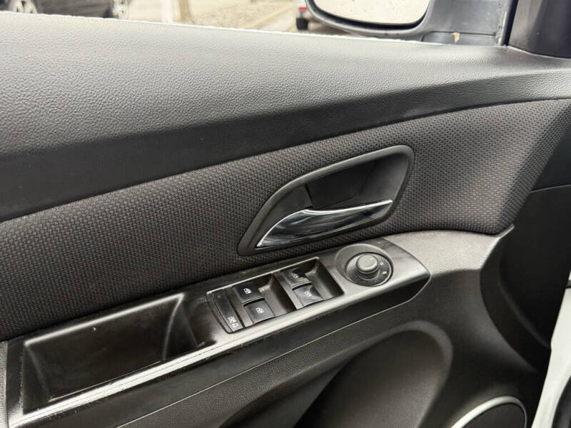 2011 Chevrolet Cruze LT