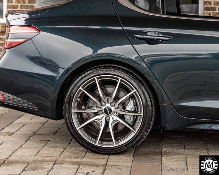 2025 Genesis G70