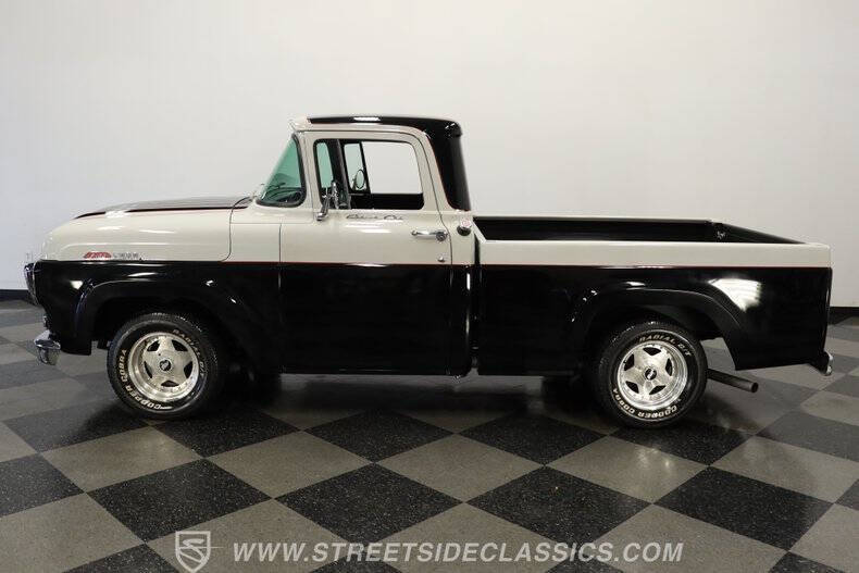 1957 Ford F-100